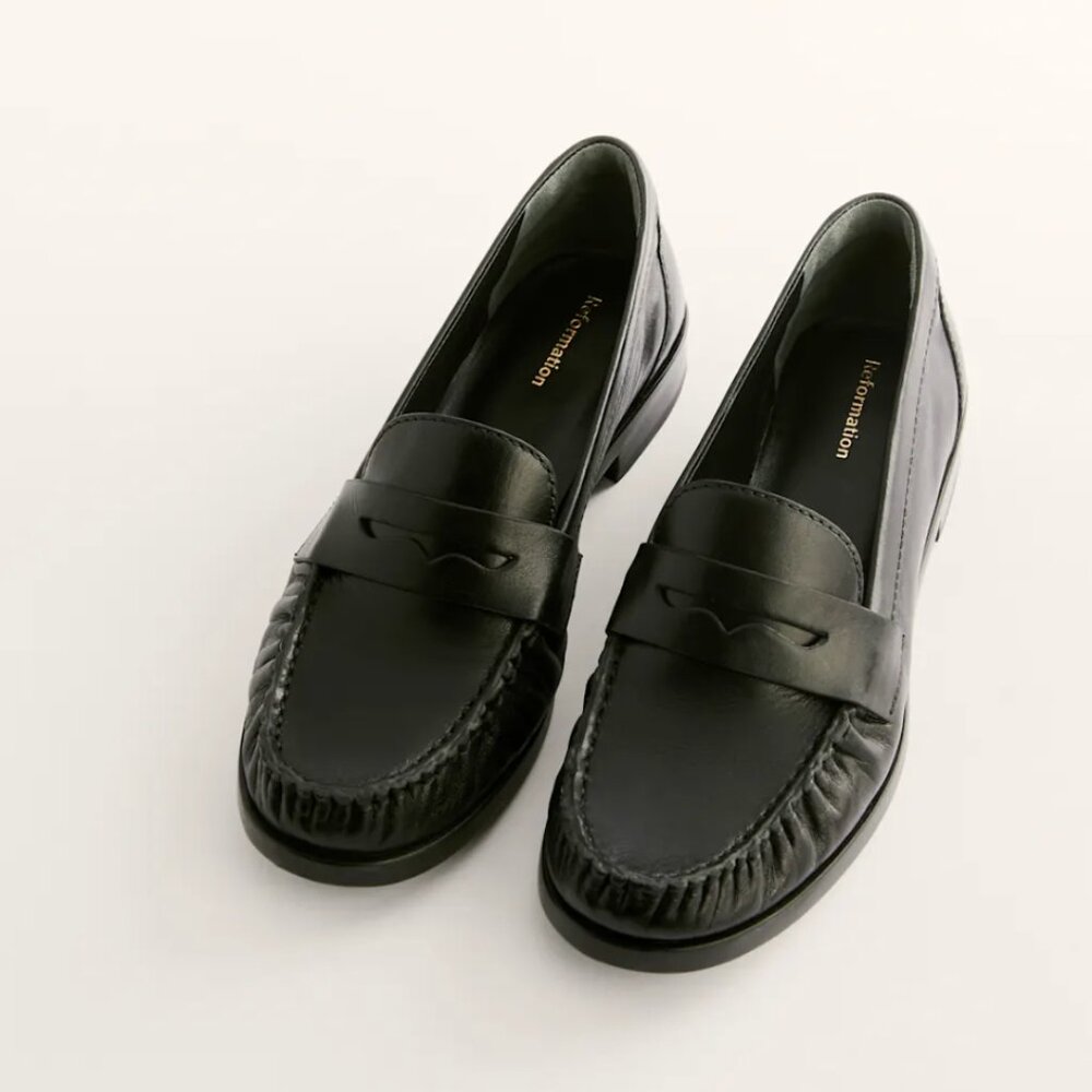 Reformation Ani Ruched Loafer - Size 7